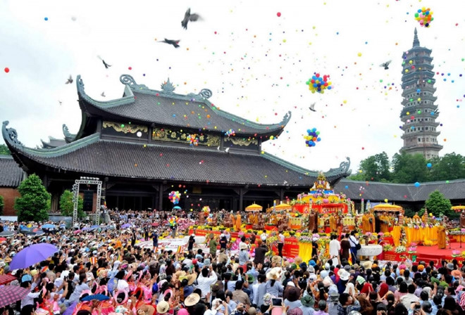 chùa hương, du lịch fansipan, fansipan, yên tử, 3 điểm đến tâm linh đông khách thập phương ở miền bắc