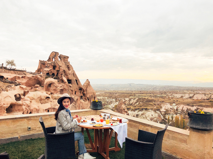 du lịch cappadocia, du lịch istanbul, thổ nhĩ kỳ, thung lũng cappadocia, tour thổ nhĩ kỳ, nữ ceo việt hóa công chúa giữa thung lũng khinh khí cầu