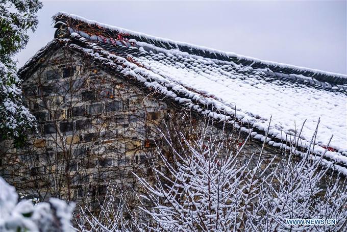 ô trấn, tham quan trung quốc, tuyết đầu mùa ngỡ cảnh tiên ở cổ trấn nghìn năm