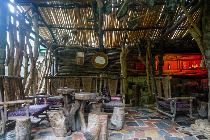 cà phê ở kon tum, du lịch kon tum, điểm đến kon tum, quán cà phê theo phong cách nhà mồ ở kon tum