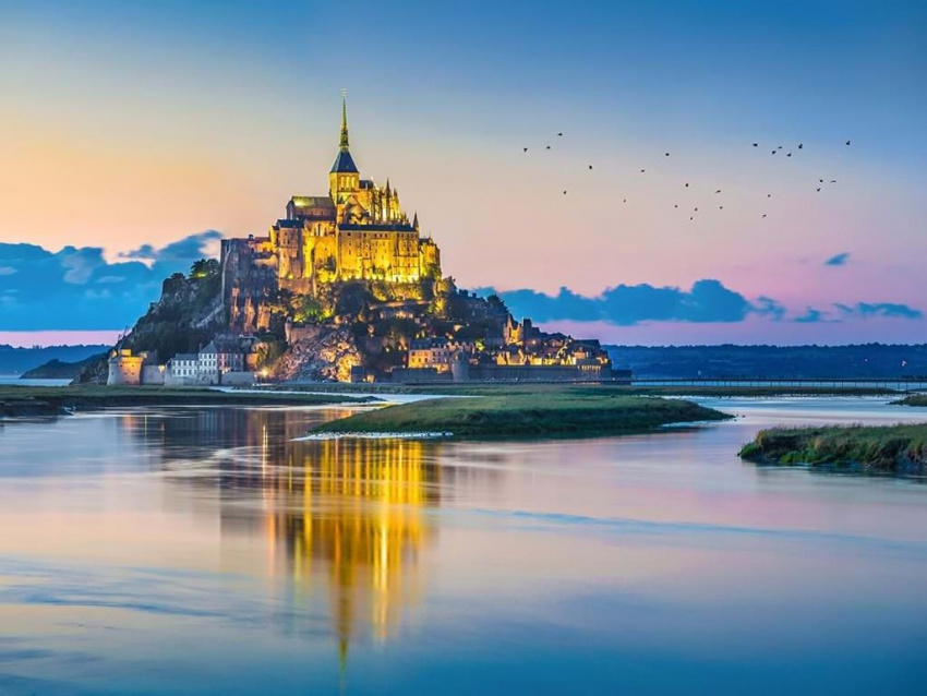 Lâu đài Mont Saint Michel Pháp, những bí ẩn chưa lời giải đáp