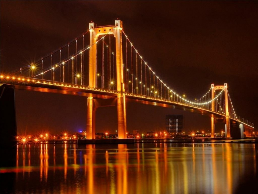 Du lịch Đà Nẵng khám phá những cây cầu nối đôi bờ Sông Hàn