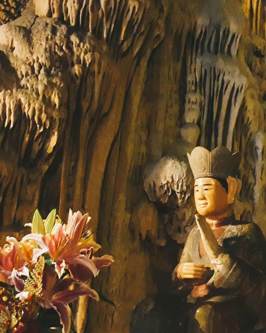 Hành hương khám phá 6 điểm đến hấp dẫn trong tour Chùa Hương