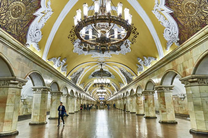 Một ngày khám phá ga tàu điện ngầm như cung điện ở Moskva