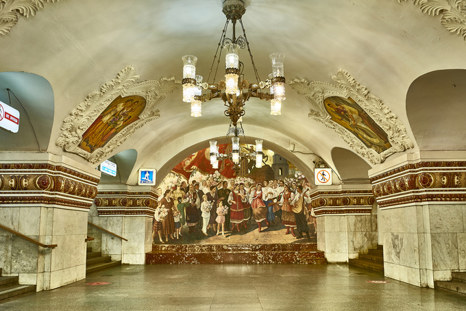 du lịch moskva, du lịch nga, world cup, một ngày khám phá ga tàu điện ngầm như cung điện ở moskva