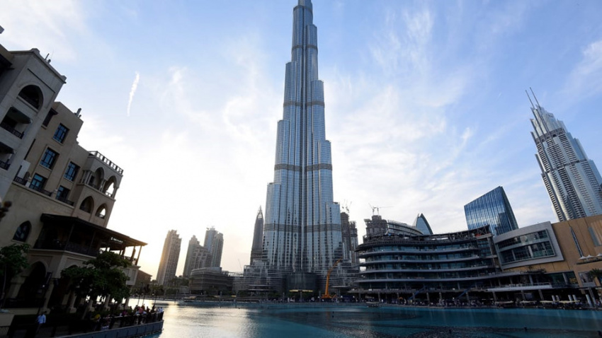 du lịch dubai, khách sạn dubai, tour du lịch dubai, bên trong tòa nhà chọc trời cao nhất thế giới ở dubai