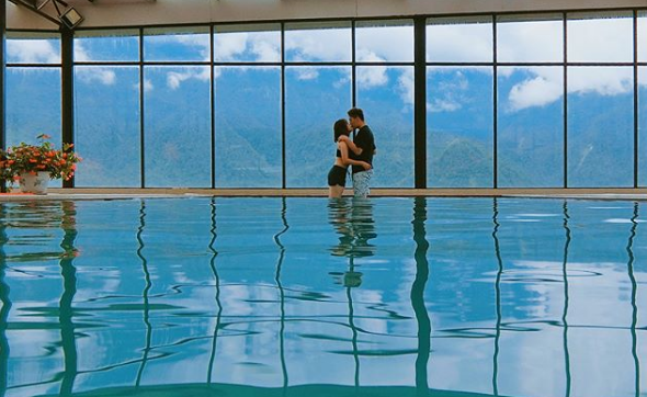 giá phòng amazing sapa, khách sạn sapa, check-in hồ bơi tầng thượng ốp kính tại khách sạn amazing sapa đẹp ngất ngây