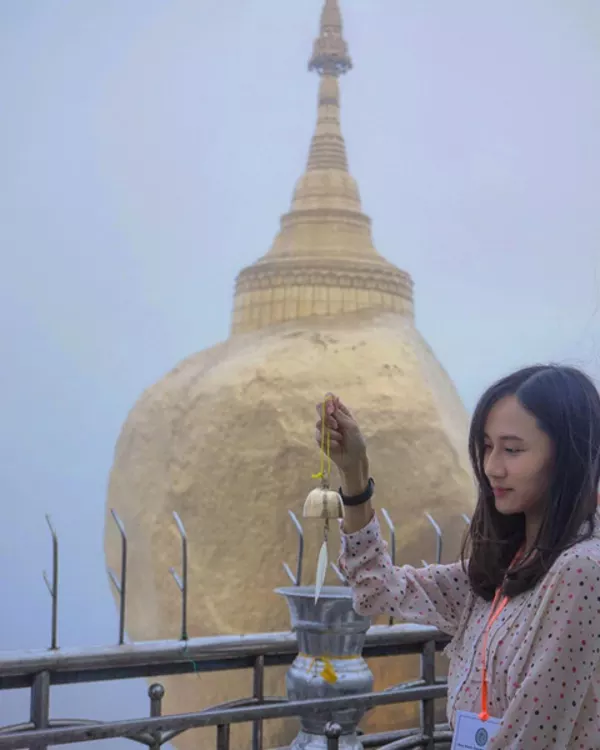 du lịch myanmar, đền chùa, độc đáo ngôi chùa đứng vững nghìn năm bên mép đá vàng