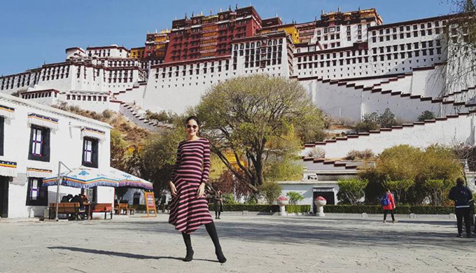 tây tạng, tham quan trung quốc, hành trình đi tìm bình yên ở tây tạng của hoa hậu hương giang