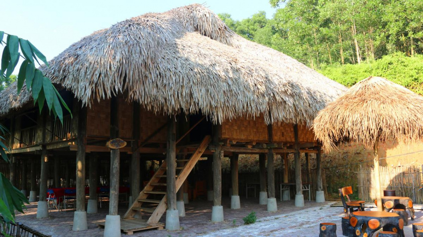 Du lịch Tuyên Quang khám phá văn hóa của người Tày bên hồ Na Hang