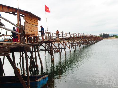 Ông Cọp – cầu gỗ dài nhất Việt Nam