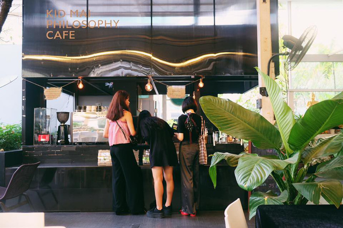 du lịch bangkok, khách sạn bangkok, kid mai death, đi bangkok uống cà phê ở quán ‘cà phê đám tang’