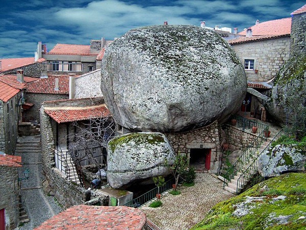 bồ đào nha, ngôi làng đá đặc biệt nhất bồ đào nha