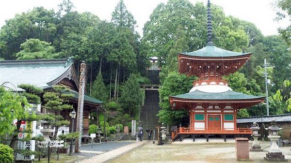 đền jison-in, ngôi đền nhật bản thờ bầu ngực phụ nữ