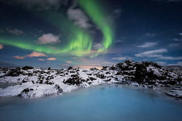 bán đảo reykjanes, du lịch iceland, hồ nước blue lagoon, hồ nước nóng, điểm đến iceland, hồ nước nóng giữa vùng băng giá đẹp nhất thế giới