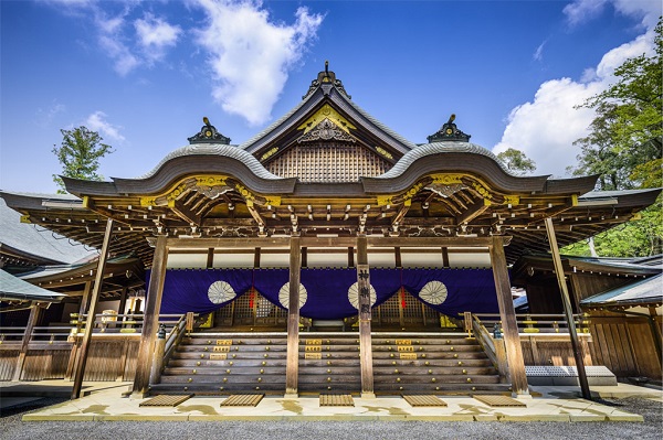 Ngôi đền linh thiêng nhất Nhật Bản 20 năm xây lại một lần