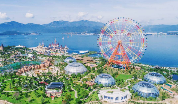 Cận cảnh “Vinpearl Sky Wheel” – top 10 vòng quay cao nhất thế giới tại Vinpearl Land Nha Trang