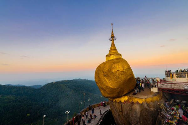 du lịch myanmar, khách sạn myanmar, những ngôi chùa linh thiêng của myanmar