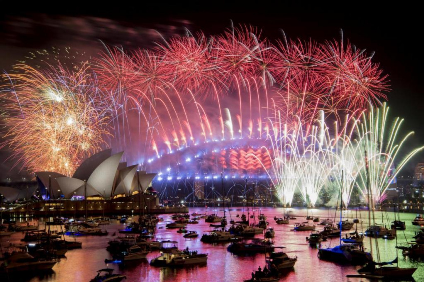 Du lịch Úc chiêm ngưỡng pháo hoa chào năm mới đẹp nhất thế giới