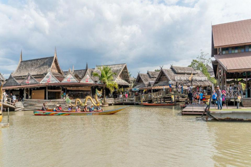 Đến Pattaya khám phá vẻ đẹp chợ nổi Bốn Miền