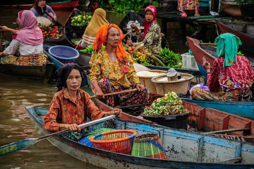 Đi tour chợ nổi Lok Baintan độc đáo của Indonesia