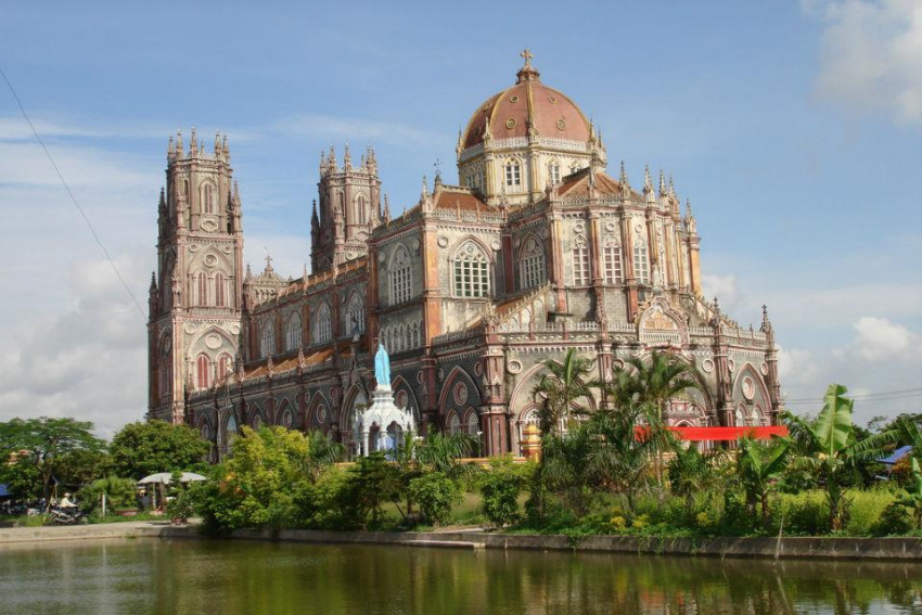 Điểm danh những nhà thờ có kiến trúc đẹp tại Việt Nam