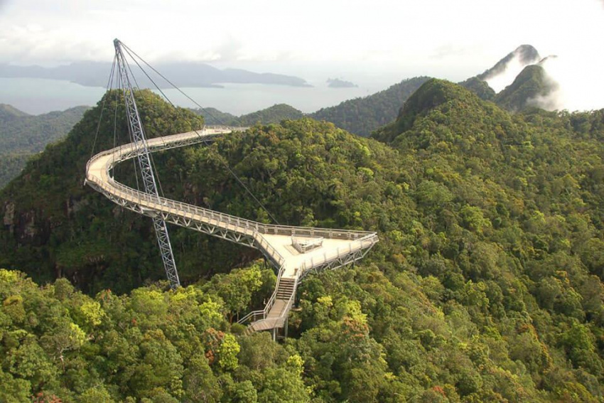 Gọi tên 5 cây cầu ấn tượng nhất trên thế giới