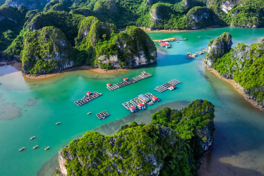 Những làng chài du lịch ở hai vịnh đẹp nhất Quảng Ninh