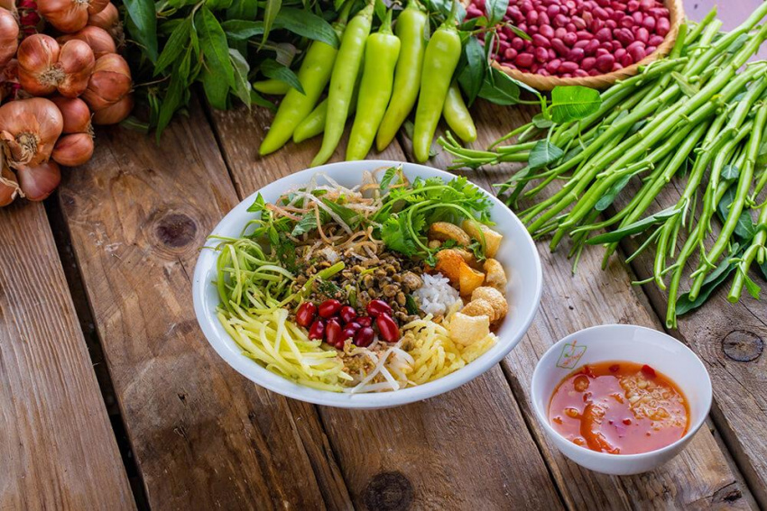 Thưởng thức ẩm thực như dân xứ Huế với những món ngon, giá rẻ