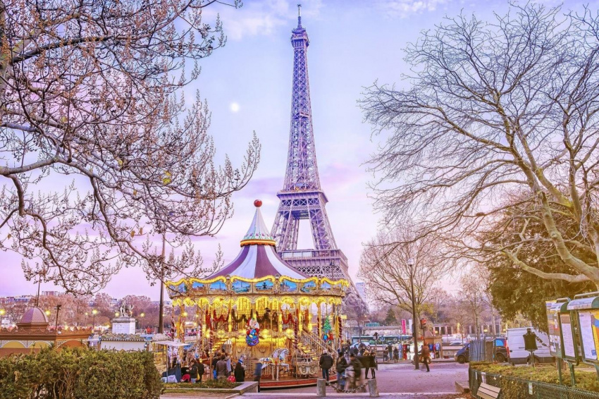 Lung linh sắc màu chợ giáng sinh Paris