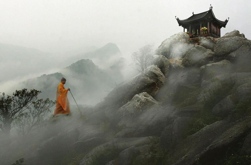 Độc đáo ngôi chùa đồng lớn nhất Châu Á trên non thiêng Yên Tử