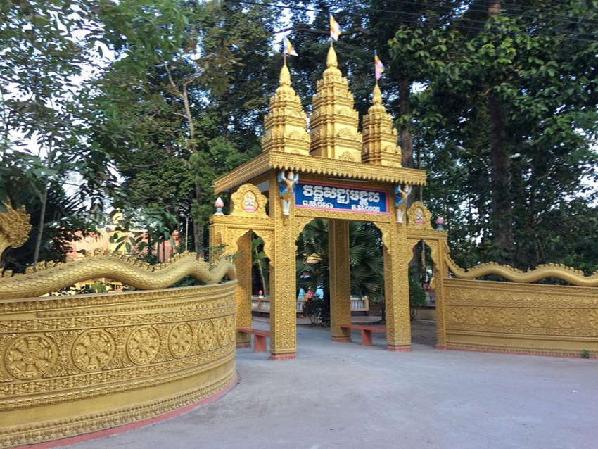 Về miệt vườn cây trái Vĩnh Long thăm 4 ngôi chùa nổi tiếng
