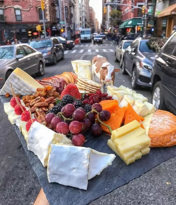 ăn gì, phô mai, cheeseplate, cheese, ẩm thực tây âu, mãn nhãn cùng những mâm phô mai khiến cả thế giới điên đảo với hashtag cheeseplate