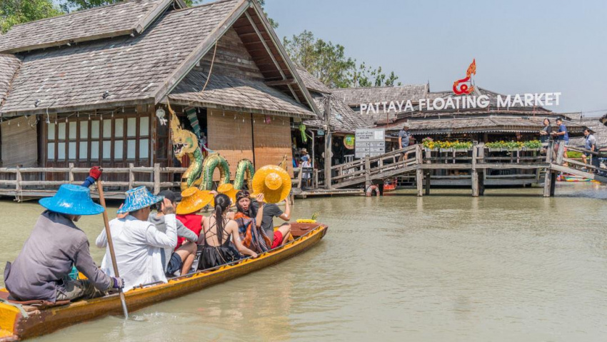 Trải nghiệm 1 ngày khám phá chợ nổi Bốn Miền ở Pattaya