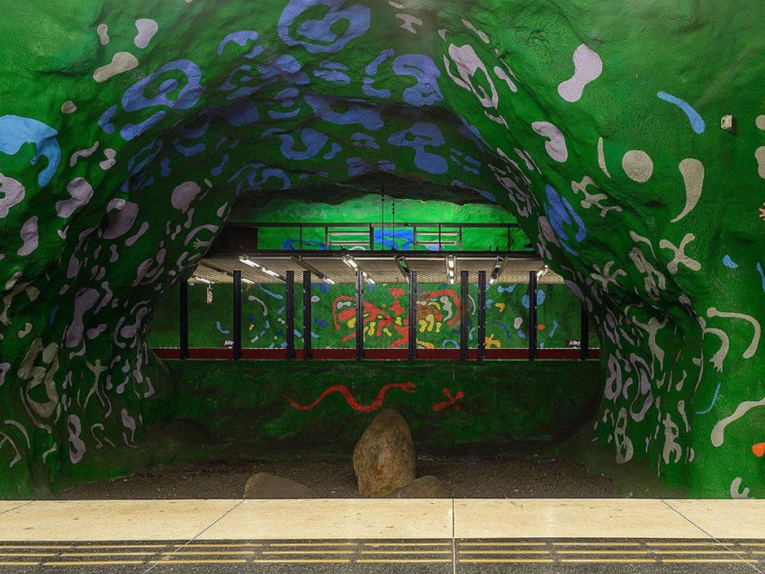 Không gian nghệ thuật ấn tượng của những ga tàu điện ngầm Stockholm