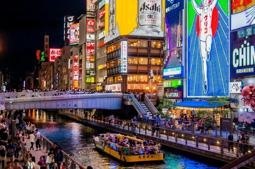 Du lịch cùng gia đình khám phá Osaka