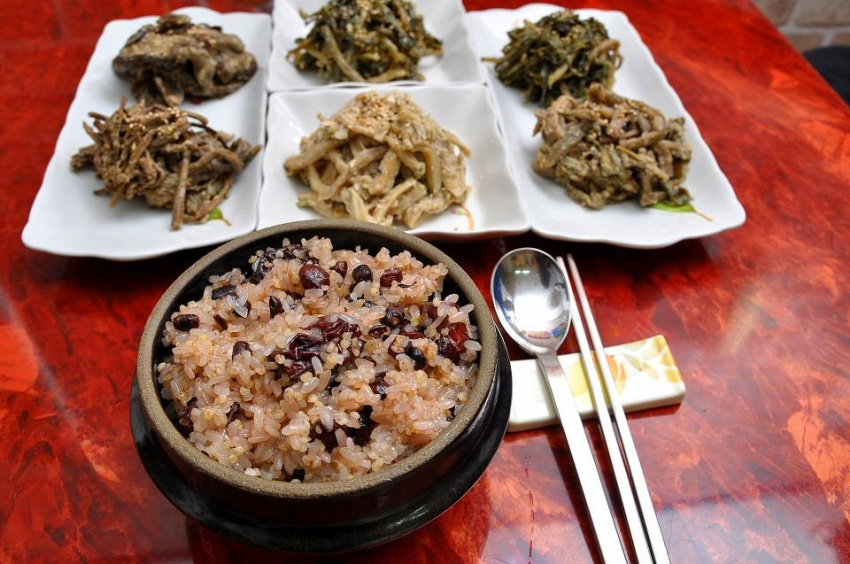 Khám phá những nguyên tắc ăn uống của người Hàn