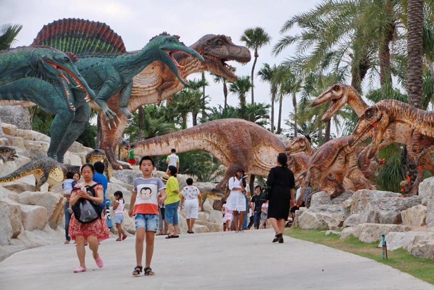 Quay về thời khủng long cai trị tại Nong Nooch, Pattaya