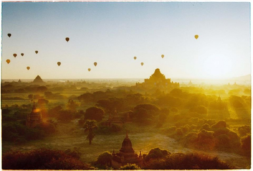Tiệc ánh sáng ở thành phố ngủ quên Bagan, Myanmar