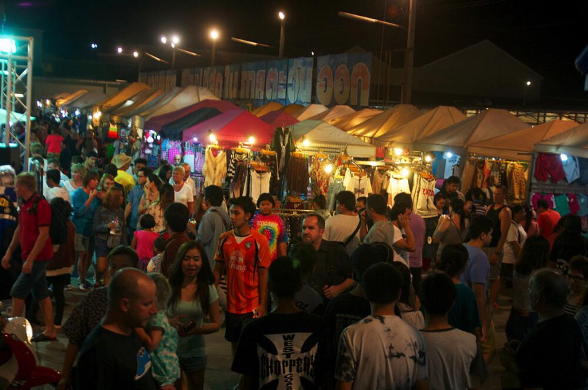 Điểm danh những khu chợ đêm nổi tiếng ở Pattaya