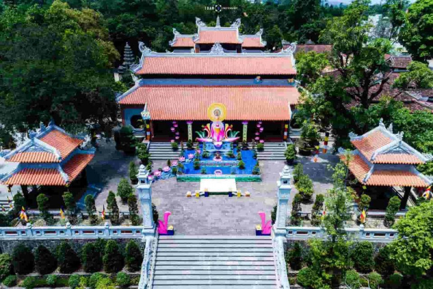 Trở về Huế để chiêm ngưỡng những ngôi chùa có kiến trúc cực đẹp