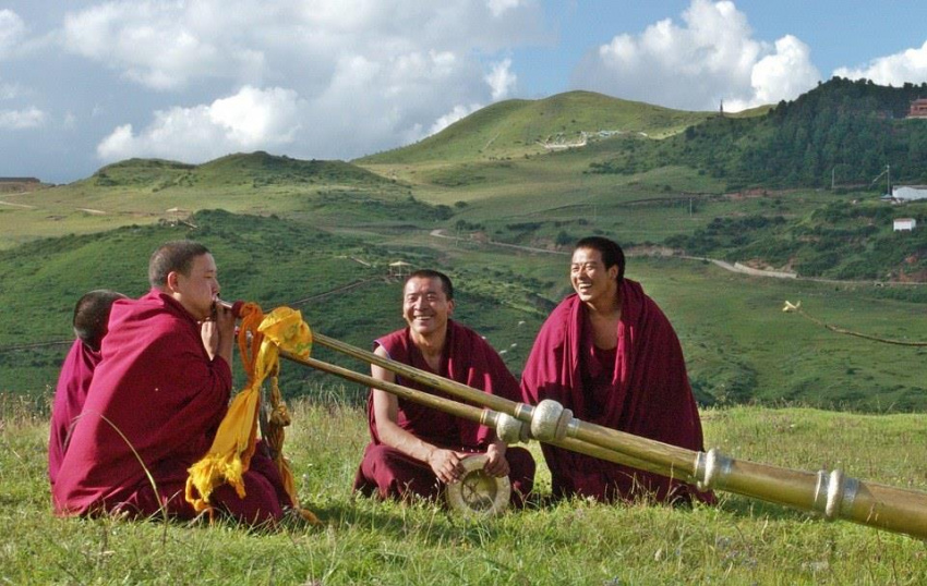 Tây Tạng, vùng đất của những con đường mây trắng
