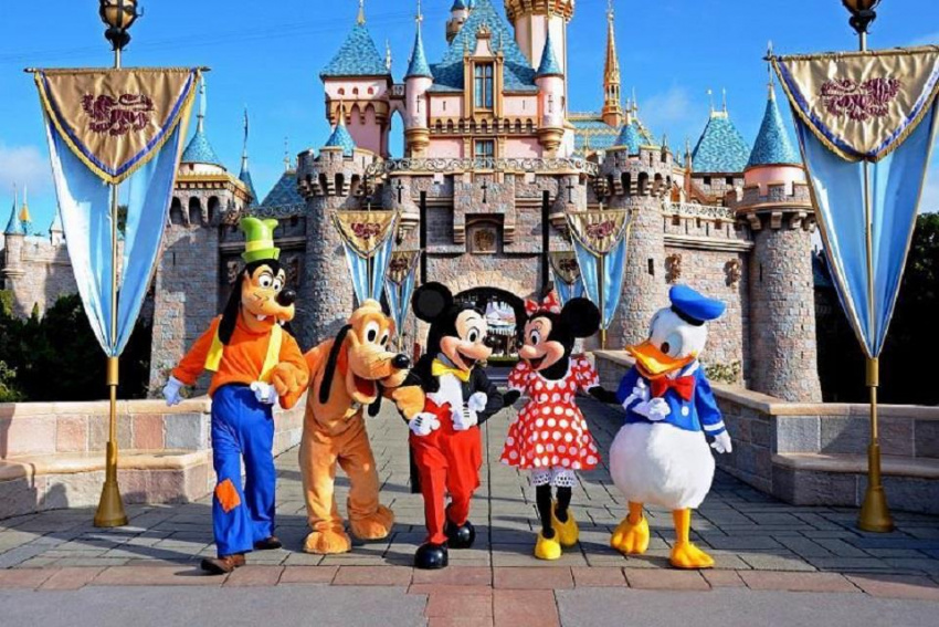 Công viên Disneyland không chỉ có ở Mỹ