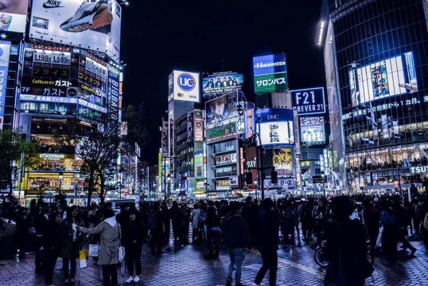 Shibuya, giao lộ nổi tiếng nhất định phải đến khi du lịch Nhật Bản
