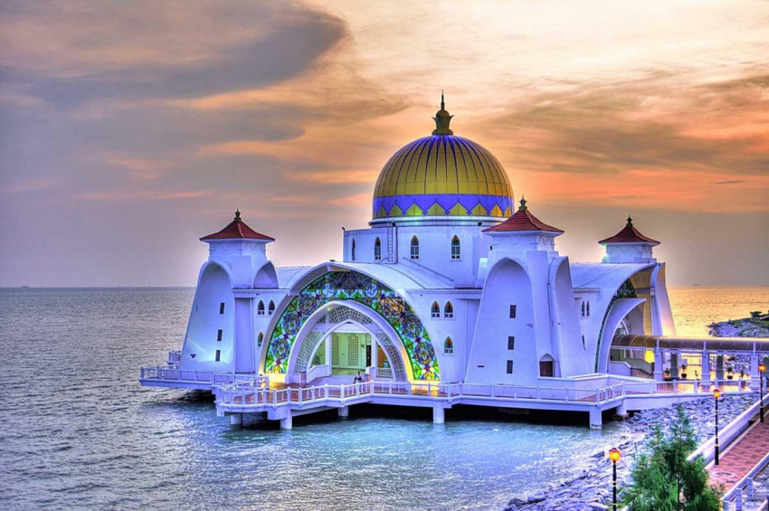 Lặng ngắm những công trình tôn giáo đẹp nhất Malaysia