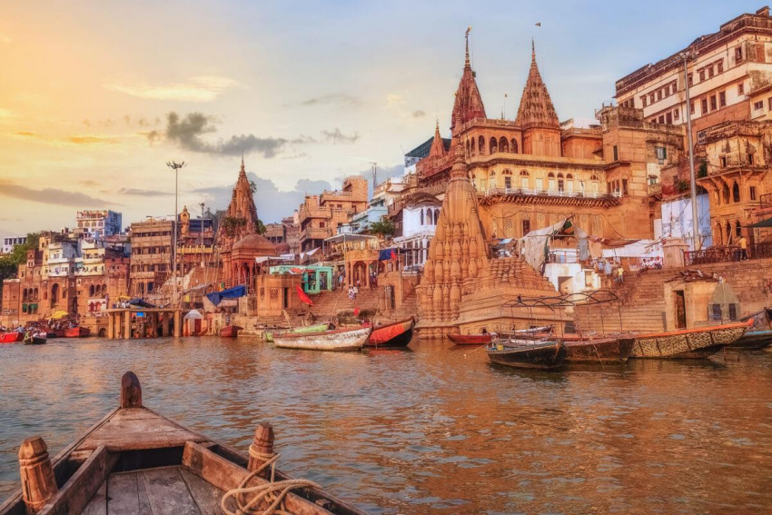 Rong ruổi Varanasi, thành phố tâm linh bên bờ sông Hằng