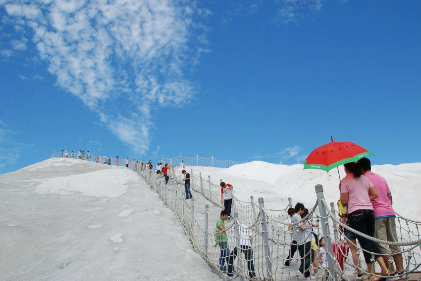 Núi muối Thất Cổ trắng như tuyết ở Đài Loan