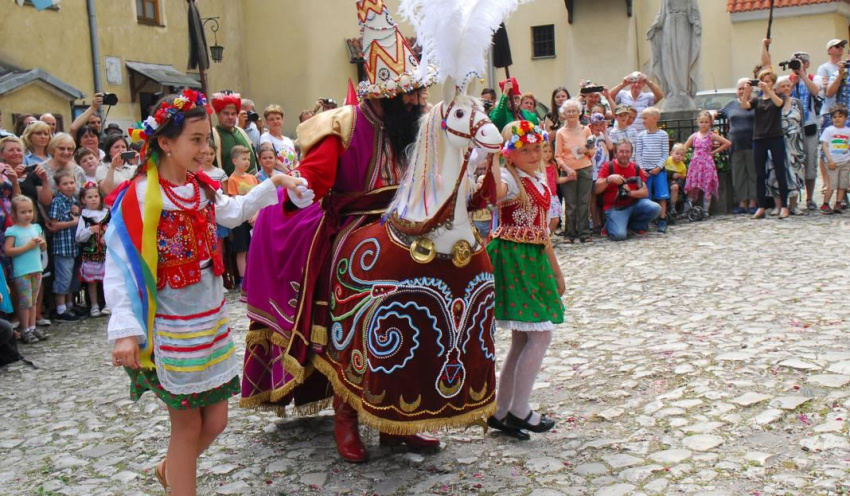 Đa dạng sắc màu lễ hội Ba Lan