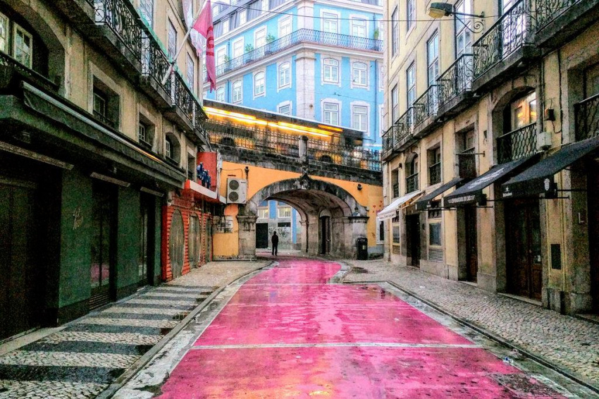 Khám phá những khu phố châu Âu rực rỡ sắc màu