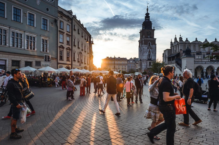 Cẩm nang du lịch Ba Lan, Warsaw từ A đến Z